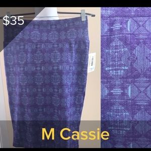LulaRoe Cassie style skirt